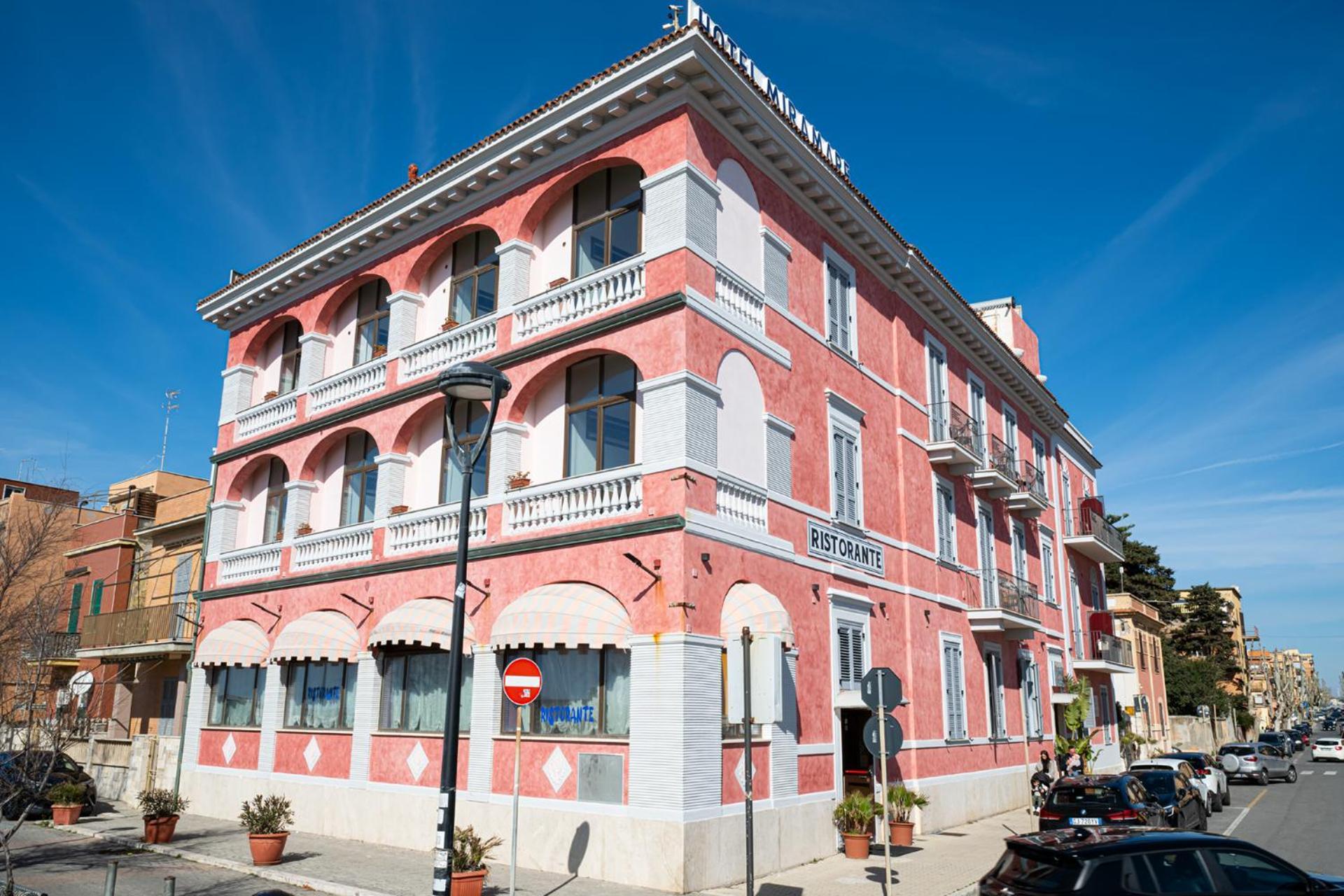 Hotel Miramare Ladispoli Buitenkant foto